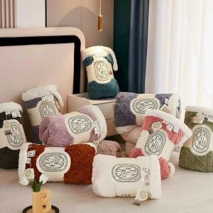 [FreeShip] Chăn lông cừu TAFURONG - mền len cừu mông cổ thế hệ mới - siêu nhẹ - làm ấm nhanh- nặng 2kg5 - kích thước 2mx2m3 - SushiBedding