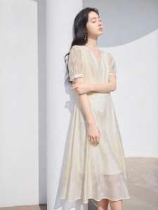 XIANGYING | Đầm Hè Vòng Cổ Tim Thu Hút