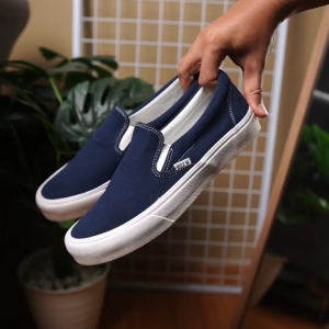 Brick Mansions - Slip On Mission Navy Sepatu Sneakers Casual Pria Wanita