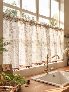 Meirenpeizi | French Retro Lace Kitchen Curtains Privacy Shield Semi-shade No-drill Installation
