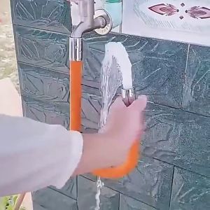 Flexible Selang Ekstensi Sambungan Keran Air Universal Fleksibel 360 Derajat Bahan Silikon