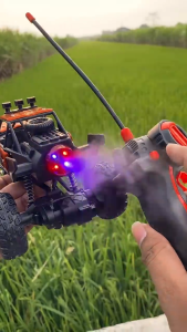 Promo Mobil Remot RC Pickup Spray Asap Mainan RC Remote Control