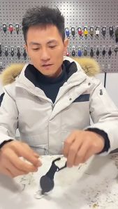 Gantungan Kunci Tarik Bahan Logam Retractable Keychain Tali Baja Bisa Ditarik Gantungan Kunci Multifungsi