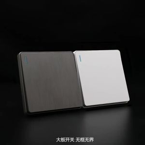 Gold Plug USB Wall SocketHousehold electric light switchUniversal 5 hole Dual Socket with USB ChargerAC 110-250V