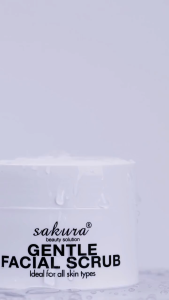 Tẩy tế bào chết vùng mặt Sakura Gentle Facial Scrub 30g