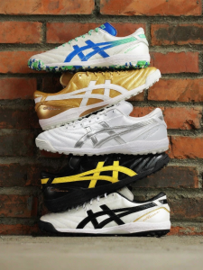 ASICS | Kangaroo Leather TF Shock Absorbing Soccer Shoes
