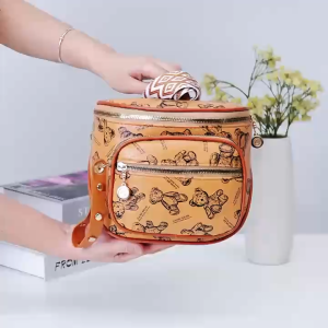 THANKS99 SHOP#8444 Stylish crossbody bag for Women features an all-over teddy bear print designed w/ multi-compartments