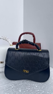 [SẴN HÀNG] TÚI XÁCH NỮ ĐEO CHÉO KIỂU DÁNG ĐÁY CONG THỜI TRANG TÚI XÁCH NỮ ĐEO TAY XINH