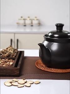 Traditional Ceramic Uncoated Medicine Pot