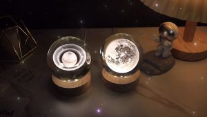 HCparty 3D lamp crystal ball night lamp USB table light with wooden base birthday gift home decor