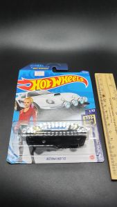 รถของเล่น hot wheels  Hotwheels 2020 Fast & Furious Spy Racers Astana Hotto White Die Cast 1:64 Model Car toys