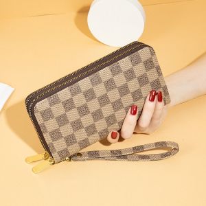 Retro Large Capacity Long Wallet for Women Double Layer Zipper Handbag Mobile Phone Bag Fashionable New 2025 PU Leather