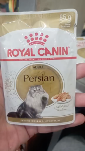 Royal Canin Feline Breed Nutrition 85g | Adult Persian | Adapted Texture | Support Skin and Coat Health