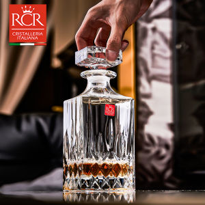RCR Crystal Glass Whiskey Aerator Bottle 750ML Premium Beverage Serving Utensil for Wine And Spirit Decanting