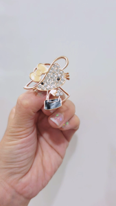 Ghim cài áo nữ Hello Kitty QT1202