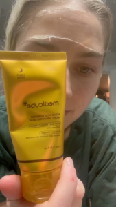 Medicube Kojic Acid Turmeric Night Wrapping Peel-off Mask 75ml Overnight Brightening Sleeping Mask Fade Dark Spots & Hyperpigmentation Exfoliate Dead Skin Refine Pores & Even Dull Uneven Skin Tone