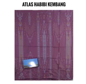 sarung Donggala motif nanas