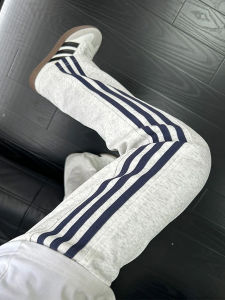 Quần Nỉ Kẻ Sọc Ba Sọc Phong Cách Mỹ Cho Nam Quần Thể Thao Tập Luyện Mùa Thu Quần Dài Thường Ngày Thẳng Không Bó Sát