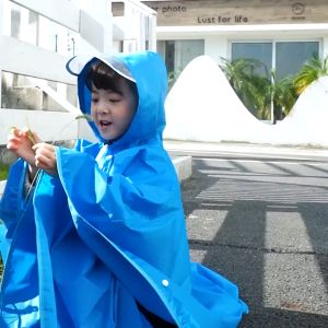 Áo Mưa Trẻ Em Phong Cách Hàn Quốc Vải Dù Trùm Cá Đuối ( Đẹp Cao cấp bé Tiểu học học sinh trai gái vừa balo đi học)