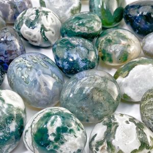 Đá Agate Rêu Tự Nhiên Dạng Viên Tròn Không Đều Đã Được Đánh Bóng Dùng Trong Trị Liệu Reiki Vật Phẩm Trang Trí Bể Cá Trang Trí Nhà Cửa Phong Cách Hiện Đại