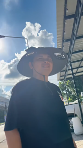 ใหญ่ขึ้นกันแดด 2025 หมวกปีกกว้าง พัดลมหมวก มีพัดลมสองตัว พลังงานแสงอาทิตย์+สามารถชาร์จใหม่ได้ เหมาะกับฤดูร้อน Solar fan hat