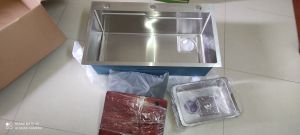 Chậu đúc rửa chén ( bát) đúc 1 hố . inox 304 dày có khay rửa phụ + thớt+ xi phông thoát chậu ( KT 78 cm x 46 cm x 24 cm) hoặc ( 75 x46 x 24 cm).