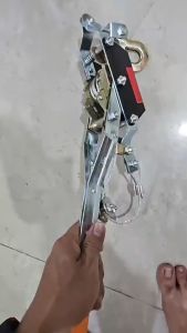 Pa lăng lắc tay Tời lắc tay kéo căng cáp tải trọng 2 tấn