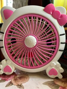 Kipas Angin Karakter Meja Portable Size 10 inch