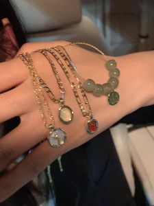 Thief Recommend! Retro French Clavicle Chain Female Classy Stylish Niche Style Necklace Female Sweater Chain 2024 New