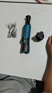 HIPPCRON Cordless Electric Ratchet Wrench Power Copper Motor 600RPM 45NM 3/8" Ratchet Tool Kit Nut Tool Auto Repair DIY 1300mAh