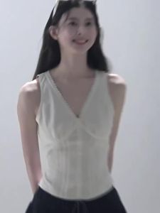 OAKMOO | Áo Thun Dây V-Neck Thiết Kế Nếp Ly 100% Cotton