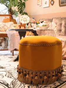 Retro Style Fabric Tassel Low Stool Makeup Bench Shoe Changing Bench Wooden Frame Geometric Pattern Adult Seat Cushionable