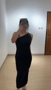 4978 Shana One Shoulder Slit Scuba Maxi Dress | Dress Wanita Natal Pesta