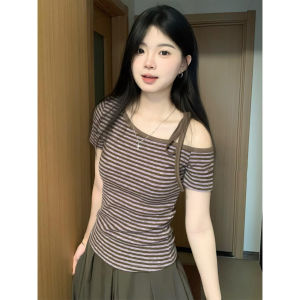 SUHUIQIAN | Design Flattering T-Shirt Slanted Shoulder Slimming Stripe