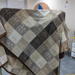 Fashion Brand H Sofa Cover Double Light Luxury Cover Blanket H Flannel Blanket Single Nap Small Blanket Thick Coral Fleece Bed Sheet
