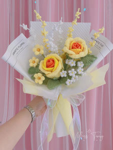 Hand Knitted Wool Flower Bouquet Three Leaf Clover Small Flower Home Decor Gift for Friends Faux Flower Vase Desktop Arrangement