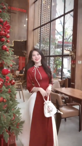 Áo dài Gấm tơ dáng ôm eo thiết kế cổ lệch đính nơ trẻ trung quyến rũ_TH ÁO DÀI HÀ THÀNH