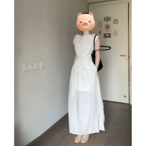 Karrar betsey | French Minimalist Style White Sleeveless Maxi Dress