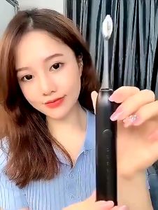 แปรงสีฟันไฟฟ้าอัลตราโซนิก ชาร์จไฟได้ มี 6 โหมด กันน้ํา สําหรับผู้ใหญ่ เด็กใช้งานได้ ส่งจากไทย