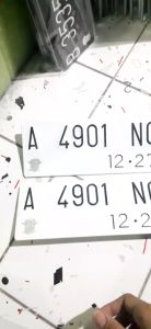 Plat Nomor Motor Putih Font Pake Cet Baut Tanam paket 2 pis depan belakang