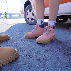 ส่งเร็วรองเท้าบูทสมุดผู้หญิง รองเท้าพื้นหนา รองเท้ามาร์ตินบู๊ทส - ปี แบบใหม่ สไตล์อังกฤษ ผูกเชือก หัวใหญ่ รอ