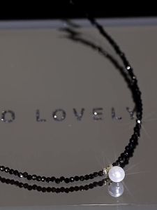 Black Crystal Zircon Necklace Womens Fashion Jewelry Non-Fading Super Shiny Lockbone Chain Accessory High-End Sensation