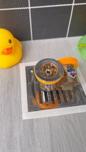 ฝาครอบท่อระบายน้ํา กันแมลง กันกลิ่นไม่พึงประสงค์ ตัวกรองท่อระบายน้ํา แม่เหล็ก ปิดตัวเอง ตัวหยุดกลิ่นท่อระบายน้ํา กันแมลง กันกลิ่นท่อ ท่อระบายน้ำชั้น ฝาครอบท่อระบายน้ํา ที่กันแมลงเข้า กันกลิ่นท่อ กั  กันกลิ่นท่อระบายน้ําฝาปิดท่อ