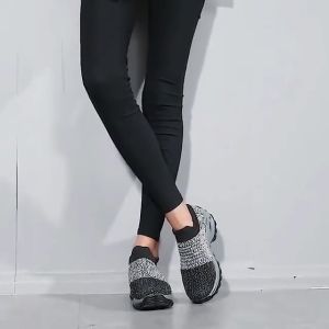 Fashion 2023 New Black Color Matching Women Shoes Rounded Toe Slip On Casual Medium Rubber Flat Sneakers Korean Lightweight Plain Breathable Comfortable Sport Running Lady Air Cushion Shoe06