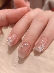 Handmade White Tea Flower Nail Tips Wearable Fake Nails New Year Style Finished Product High-End Feeling Nail Art Patches