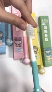 Mamibayi Sikat Gigi Bayi Anak Lembut Toothbrush Baby Lucu Pembersih Mulut Bayi 3-12 Tahun