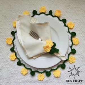 Tấm lót bàn ăn viền hoa có vòng khăn ăn. Phụ kiện trang trí bàn ăn phong cách Vintage cho Nhà hàng Khách sạn