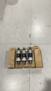 Trục giữa xe đạp cao cấp  SHIMANO BB-UN 300 123mm-117.5mm Trục giữa cốt vuông SHIMANO hàng chính hãng