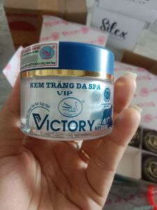 kem trắng da spa Victory (nắp xanh)