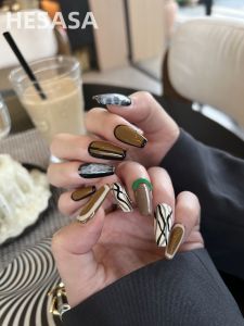 Hand-Painted Vintage Nail Art Wearable False Nails Pure Handmade HESASA Nail Tips Pumpkin Color Series from Mainland China